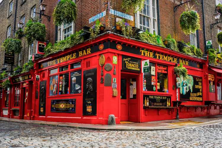 Dublin Best Sightseeing Bus Tours – Flexible tickets, multiple routes, and must-see attractions of Dublin in 2026 Top sightseeing bus tours in Dublin, Ireland – Popular points of interest, hidden gems, and panoramic views of Dublin in 2026